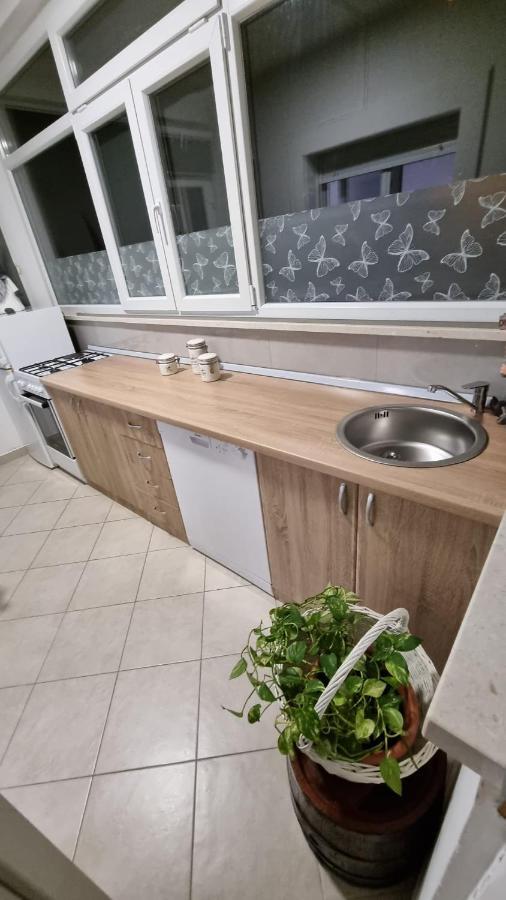 Kaštela Room Airport Split מראה חיצוני תמונה